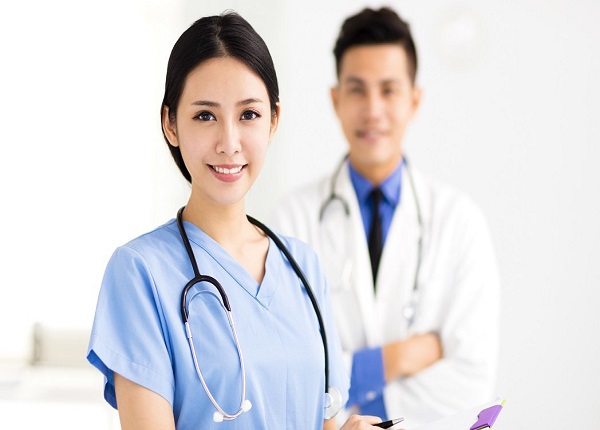 Yêu cầu tuyển dụng điều dưỡng viên tại các cơ sở y tế là gì?